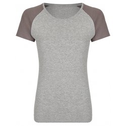 T-shirt med kontrastfärgad ärm