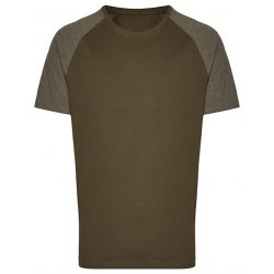 T-shirt med kontrastfärgad ärm